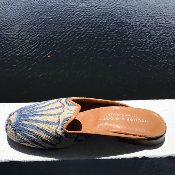 Stubbs & Wootton Palm Beach Embroidered Mules with Shell Motif - Picture 7 of 11